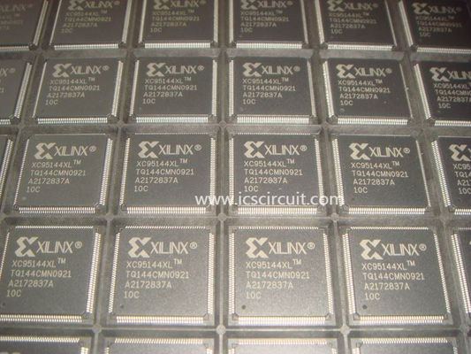 Προγραμματίσημες FPGA τσιπ XCS20XL-4TQ144C οικογένειες λιτός-XL ολοκληρωμένου κυκλώματος